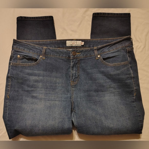 Torrid High Rise Skinny Women's Jeans (2) Pairs Size 18 Short - Picture 2 of 10
